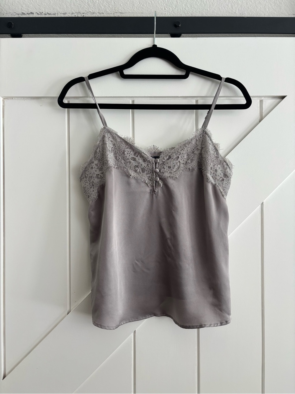 Abercrombie Satin Lace Trim Cami Top Silver Gray Silk Look Blouse Size S - Picture 1 of 8